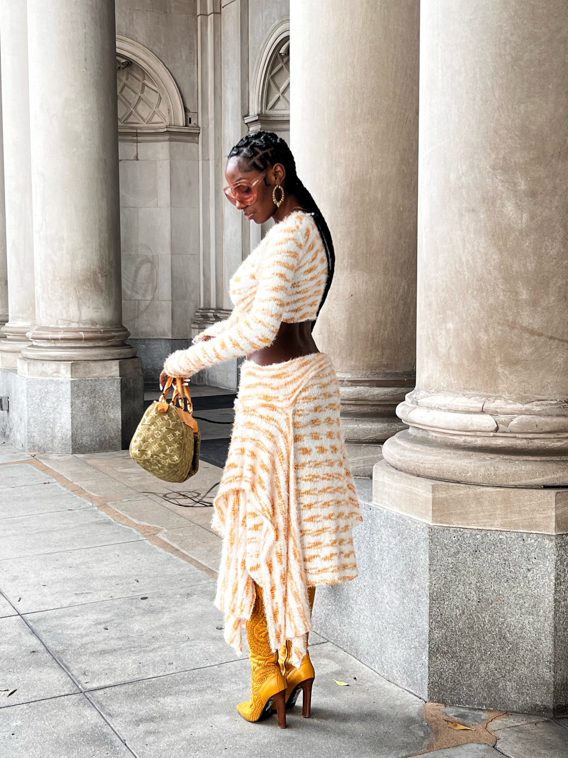 Cozy Yellow midi skirt